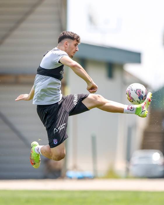 Trabzonspor, Bjelica ile ara vermedi! Alanyaspor maçı hazırlıkları başladı 13